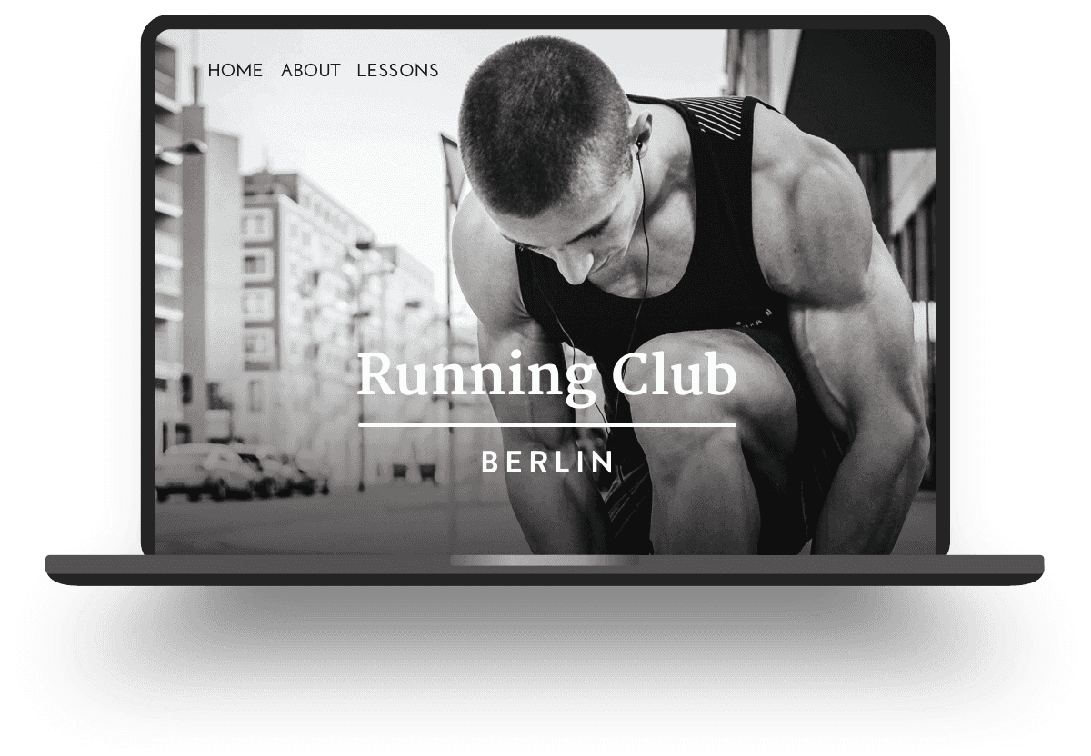 Ordinateur portable affichant un site web avec un coureur masculin nouant son lacet, surmonté du texte 'Running Club Berlin'.